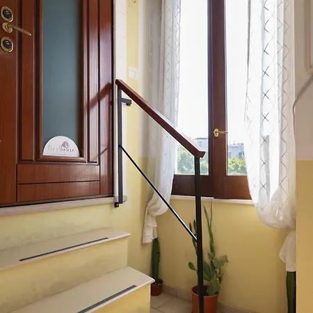 Viesthouse Bed & Breakfast *