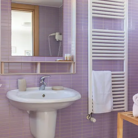 فندق مبيت وإفطار Viesthouse فيستَ